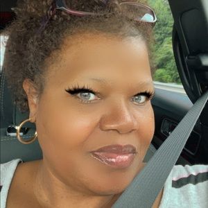 Meet your Posher, Mrs. buffy